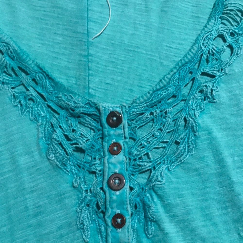Top - Picture 3 of 4